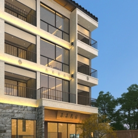 民宿外立面带院子透视图一张