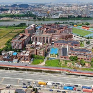 茶山中学旁二社地停车场 gai拷贝