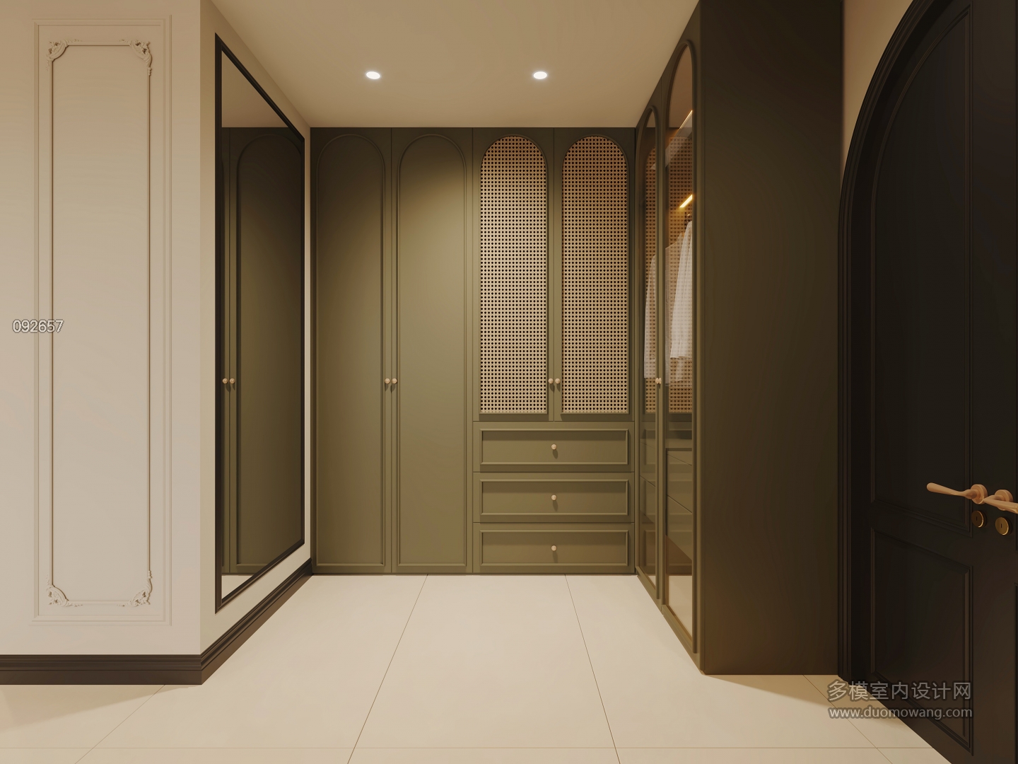 法式主卧衣帽间