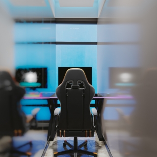 现代网吧单人包间