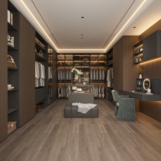 现代三楼大衣帽间