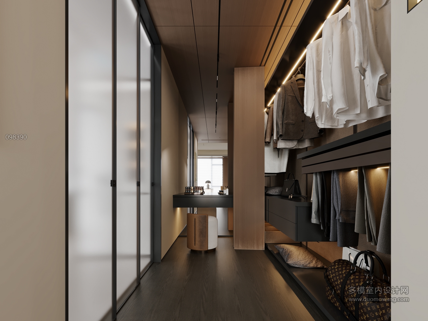 意式衣帽间特写