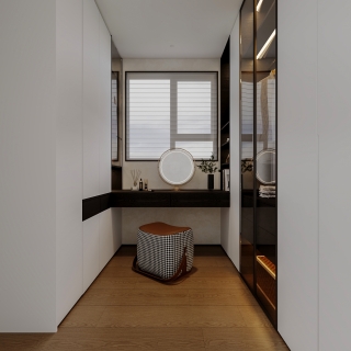 现代主卧衣帽间1