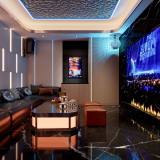 现代1号楼顶楼KTV